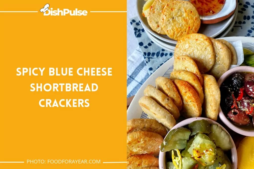 Spicy Blue Cheese Shortbread Crackers