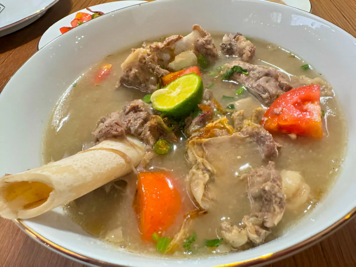 Sour Beef Shank Soup with Taro Recipe