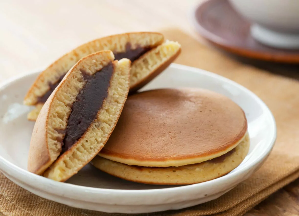 Dorayaki Recipe (Sweet Red Bean Pancake)