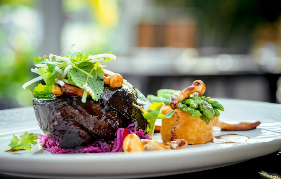 One Pan Asparagus Potatoes and Steak Recipe